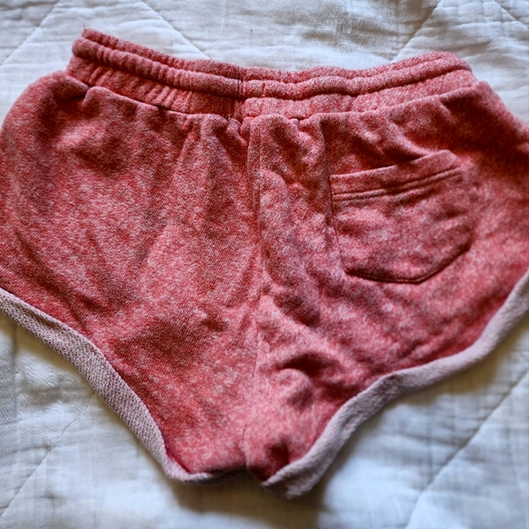 Comfy Roxy Shorts (Small) - Picture 2 of 2